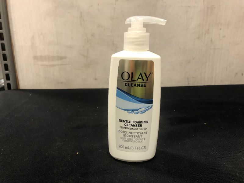 Photo 2 of Olay Cleanse Gentle Foaming Face Cleanser - 6.7 fl oz





