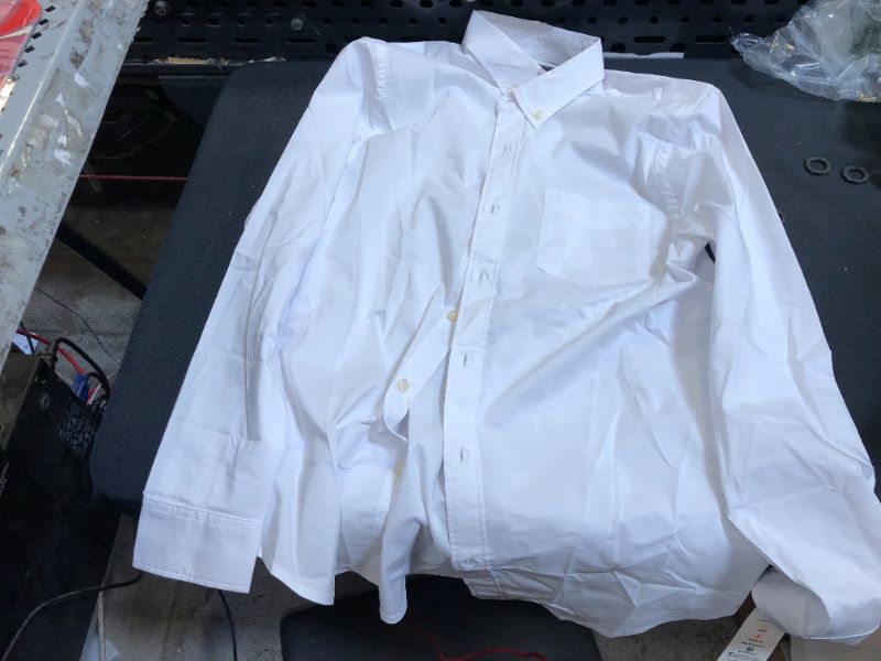 Photo 1 of Dockers Men's Long Sleeve Signature Comfort Flex Shirt size M
