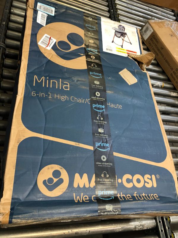 Photo 1 of Maxi Cosi Minla 6-in-1 High Chair Essential Graphite