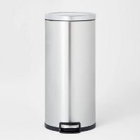 Photo 1 of 30L Round Step Trash Can, DENTED 

