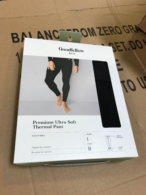 Photo 2 of Goodfellow & Co Men's Premium Thermal Pants -
M