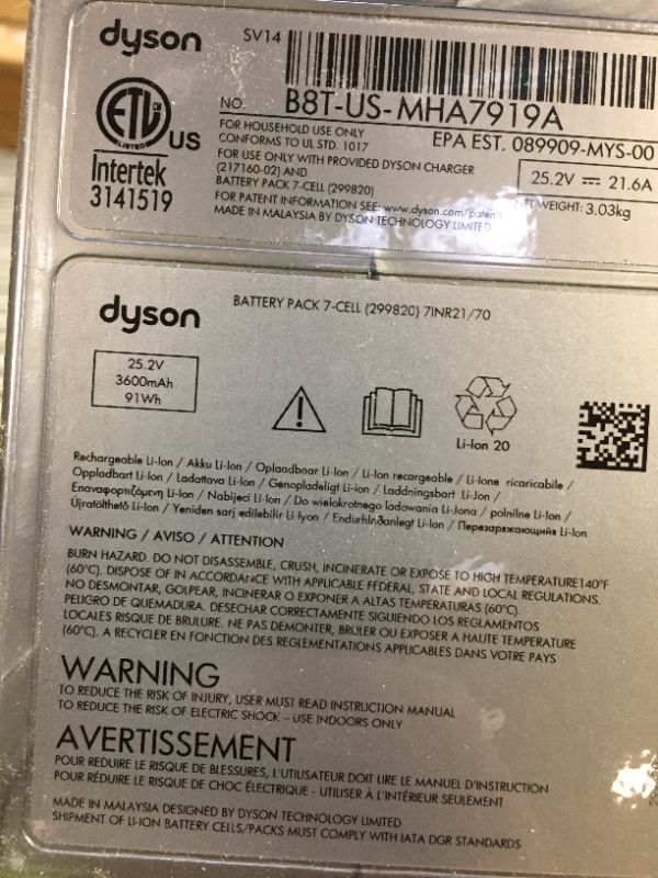 Photo 7 of Dyson V11 Animal Cordless Vacuum Cleaner, Purple---------very used and dirty but it does work ------------
