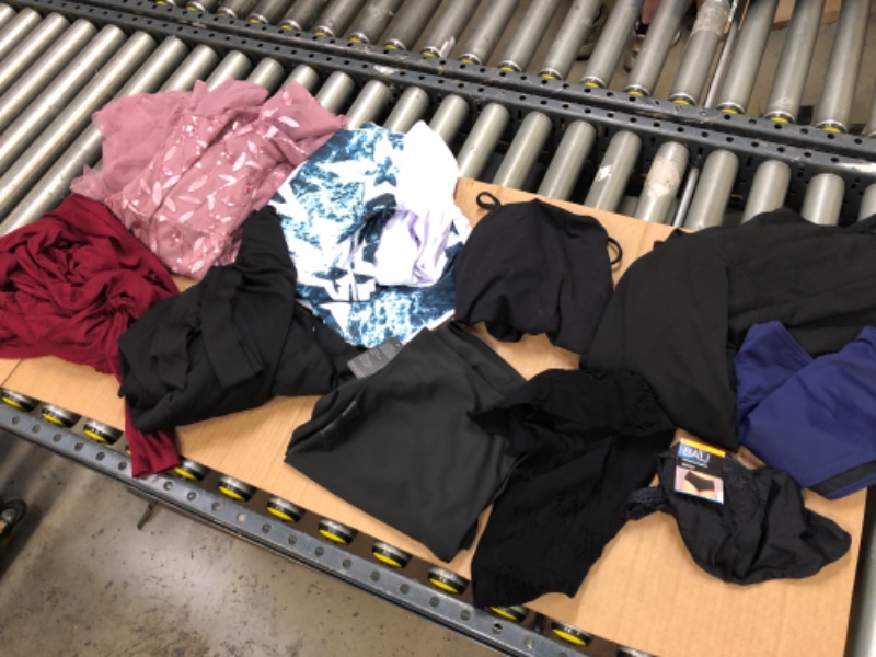 Photo 1 of 10 pieces of random clothing -- various sizes, styles and conditions 