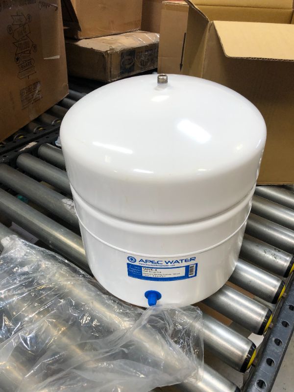 Photo 4 of APEC Water Systems TANK-4 4 Gallon Residential Pre-Pressurized Reverse Osmosis Water Storage Tank,White
