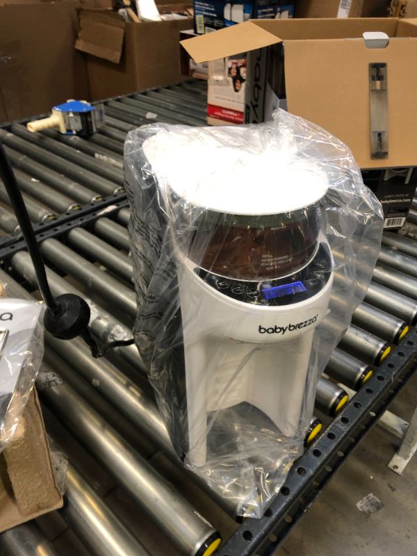 Photo 1 of Baby Brezza New and Improved Formula Pro Advanced Dispenser Machine