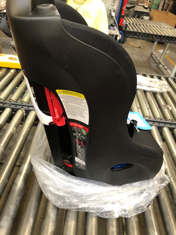 Photo 1 of Clek Foonf Convertbile Car Seat, Pitch Black (Crypton C-Zero Performance Fabric), 17.5x16.9x28 Inch (Pack of 1)
