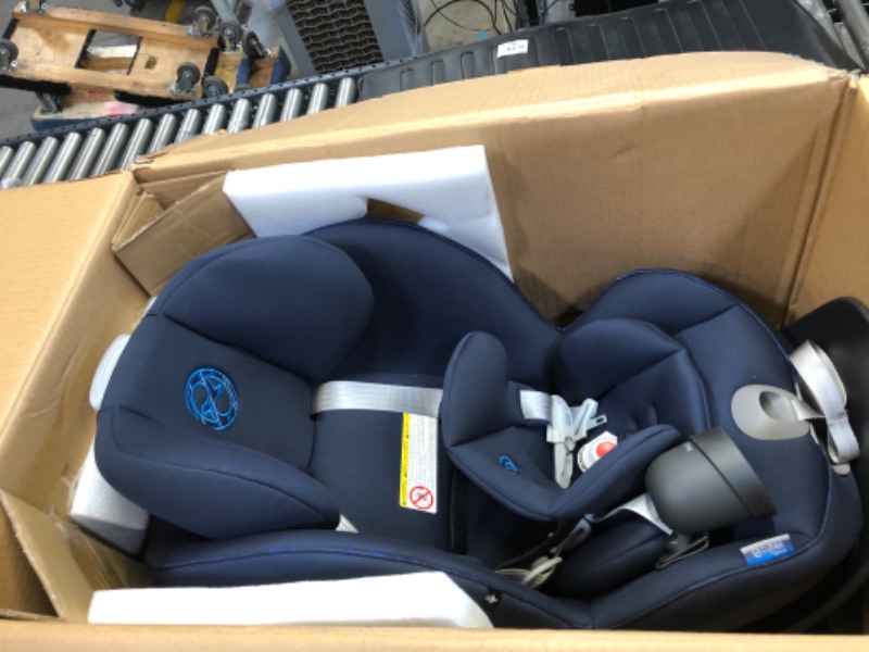 Photo 6 of CYBEX Sirona S with SensorSafe, Convertible Car Seat, 360° Rotating Seat, Rear-Facing or Forward-Facing Car Seat, Easy Installation, SensorSafe Chest Clip, Instant Safety Alerts, Premium Black
