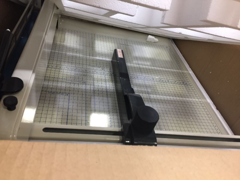 Photo 2 of Large paper cutter 