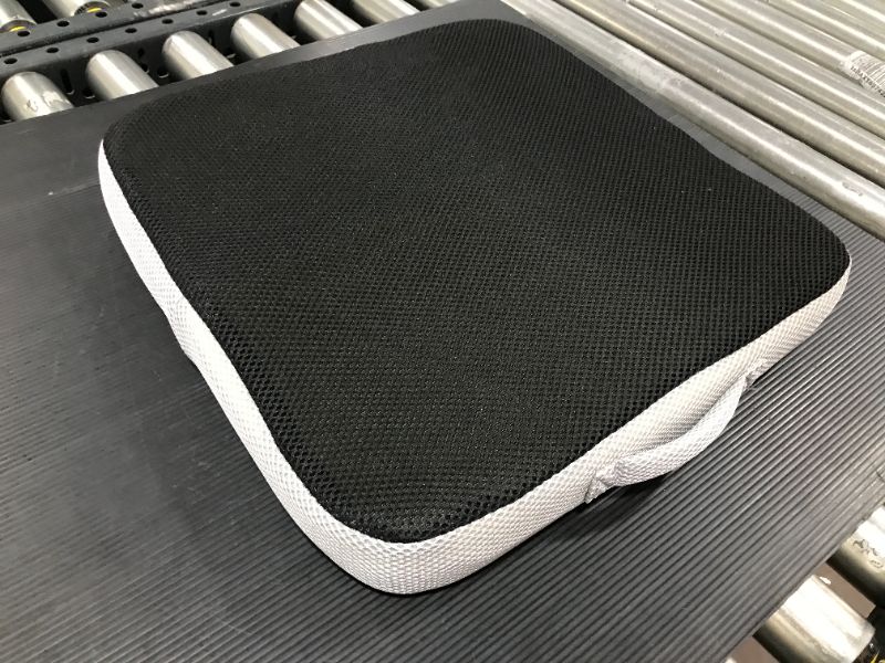 Photo 1 of 16 X 16 FOAM SEAT PAD WITH MESH