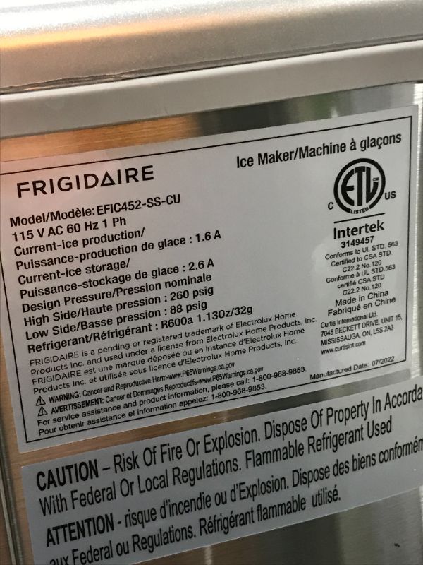 Photo 5 of FRIGIDAIRE EFIC452-SS 40 Lbs Extra Large Clear Maker, Stainless Steel, Makes Square Ice
***DOESN'T WORK**SOLD FOR PARTS ONLY***
