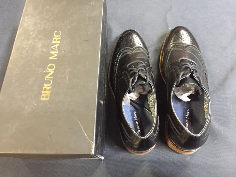 Photo 2 of Bruno Marc Men's Leather Lined Dress Oxfords Shoes
(SIZE 10, ITEM HAS BEEN USED)