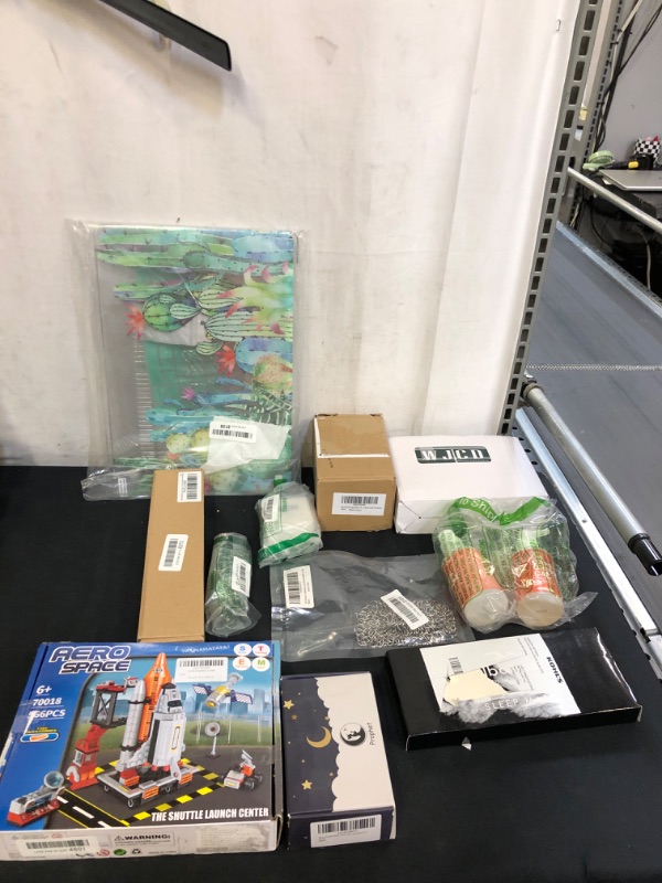Photo 1 of 10PC LOT, NEW AND USE MISC ITEMS 