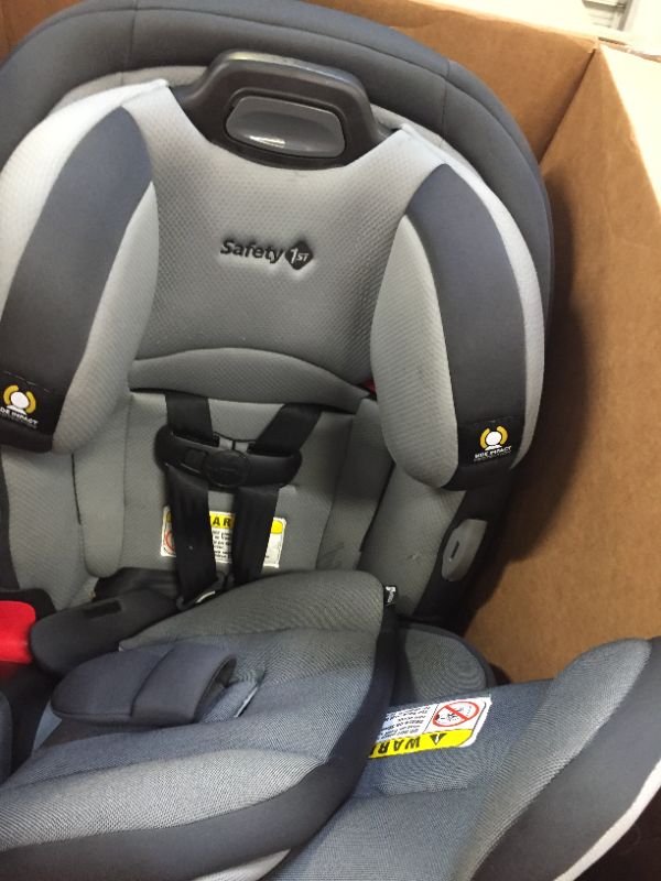 Photo 6 of Safety 1st Grow and Go All-in-One Convertible Car Seat, Rear-facing 5-40 pounds, Forward-facing 22-65 pounds, and Belt-positioning booster 40-100 pounds, Harvest Moon
