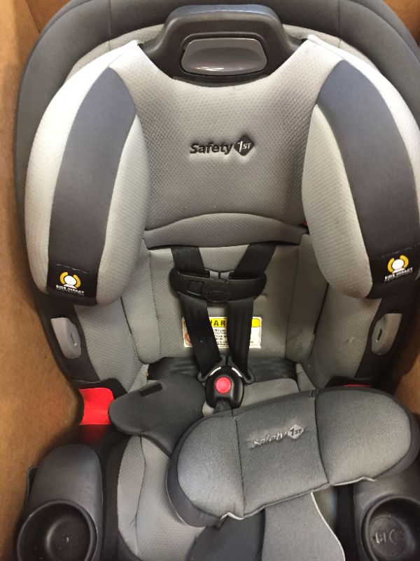 Photo 5 of Safety 1st Grow and Go All-in-One Convertible Car Seat, Rear-facing 5-40 pounds, Forward-facing 22-65 pounds, and Belt-positioning booster 40-100 pounds, Harvest Moon
