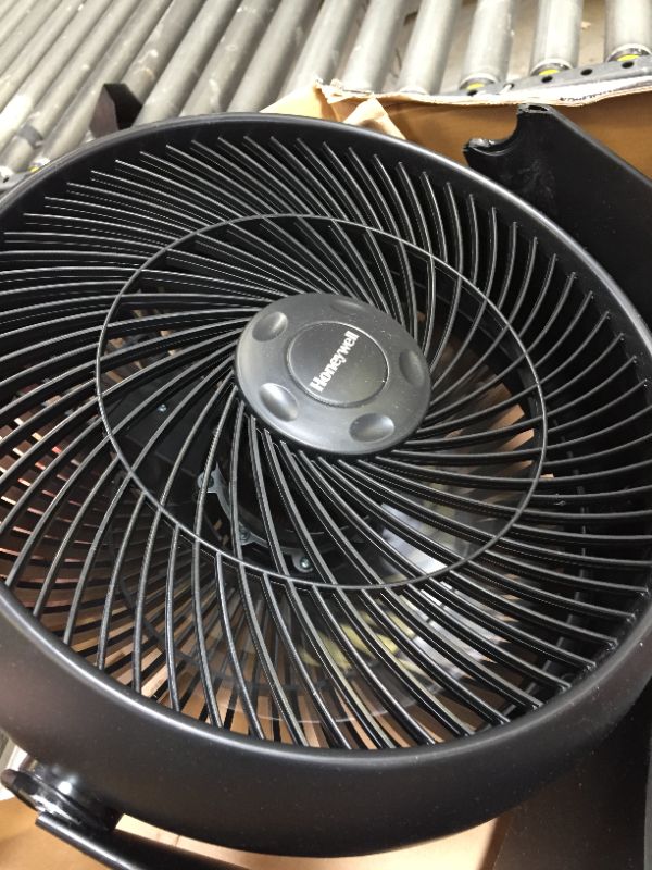 Photo 2 of  Honeywell HT-908 Turbo Force Room Air Circulator Fan, Medium, Black –Quiet Person ( ITEM IS FUNCTIONAL ) ( STAND IS BROKEN ) 