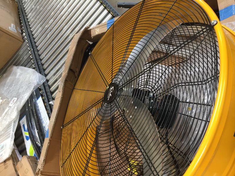 Photo 3 of vevor 30" fan--------missing some hardware ------fan was tested and does work =--------