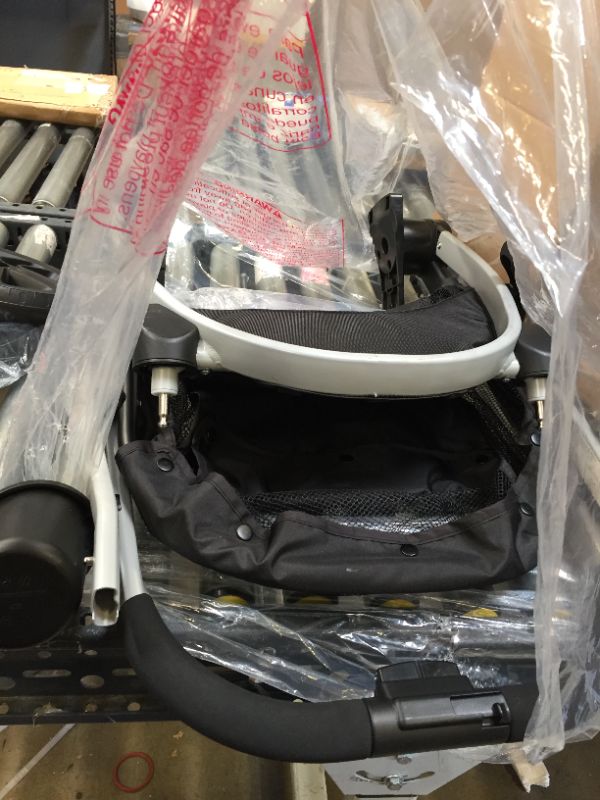 Photo 7 of Graco Modes Pramette Travel System, Includes Baby Stroller with True Pram Mode, Reversible Seat, One Hand Fold, Extra Storage, Child Tray and SnugRide 35 Infant Car Seat, Ellington
