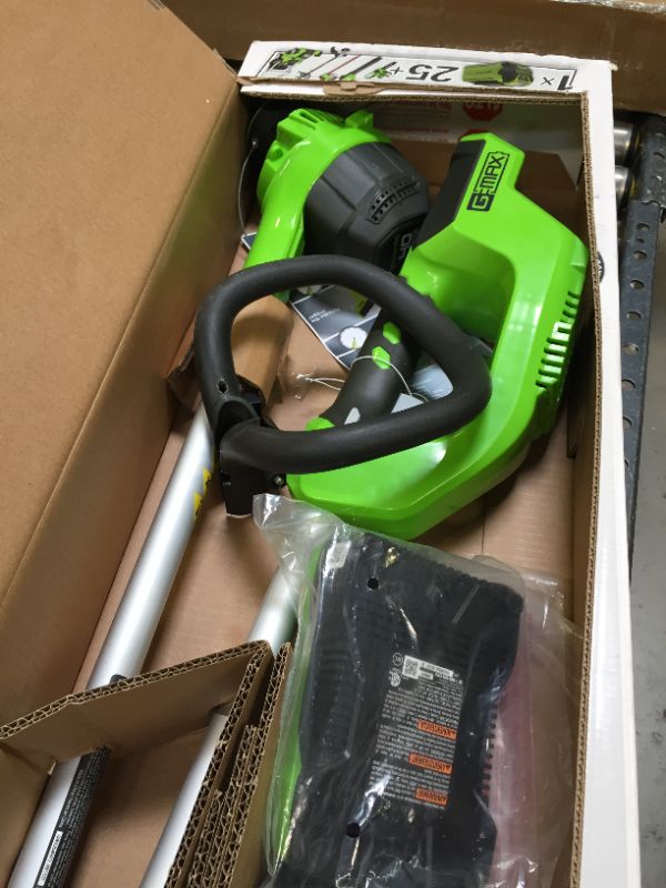 Photo 10 of 
Greenworks G-MAX 40V 12" String Trimmer +