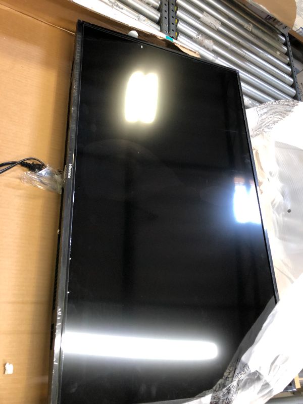 Photo 3 of 40" Class H55 Series LED Full HD Smart Android TV, PARTS ONLY, NO REMOTE. BUBBLE BNENEATH LCD 