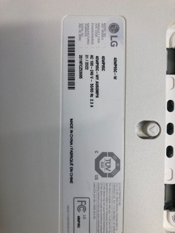 Photo 1 of LG 40WP95C-W 40” UltraWide Curved WUHD (5120 x 2160) 5K2K Nano IPS Display, DCI-P3 98% (Typ.) with HDR10, Thunderbolt 4 with 96W PD, 3-Side Virtually Borderless Design Tilt/Height/Swivel Stand
