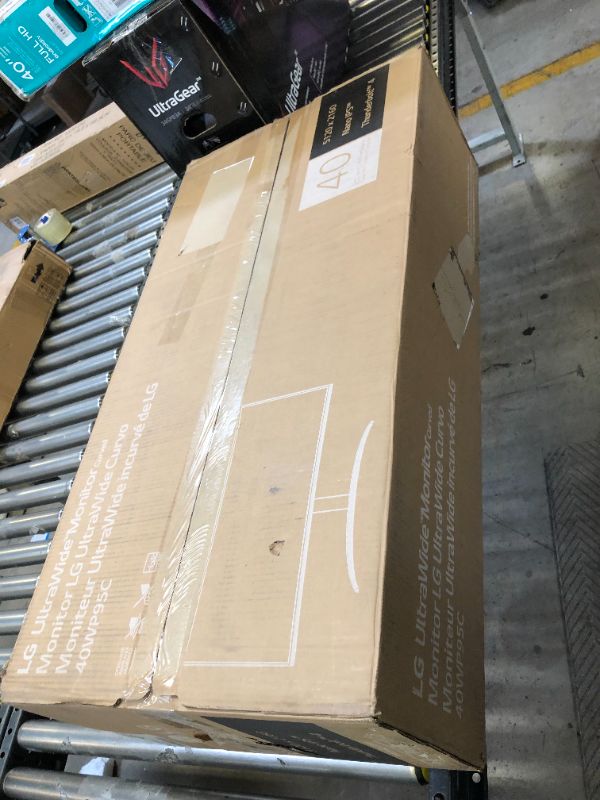 Photo 1 of LG 40WP95C-W 40” UltraWide Curved WUHD (5120 x 2160) 5K2K Nano IPS Display, DCI-P3 98% (Typ.) with HDR10, Thunderbolt 4 with 96W PD, 3-Side Virtually Borderless Design Tilt/Height/Swivel Stand
