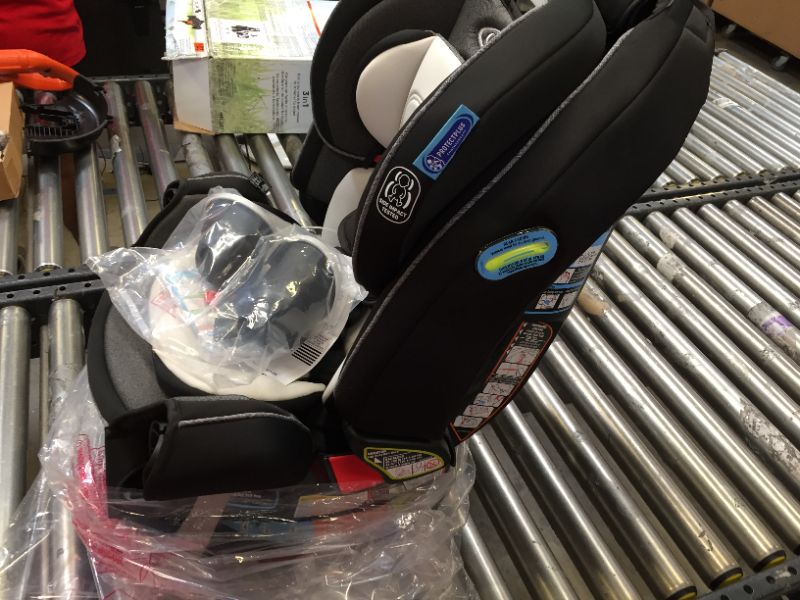 Photo 1 of Graco 4Ever DLX 4 in 1 Car Seat, Infant to Toddler Car Seat, with 10 Years of Use, Fairmont , 20x21.5x24 Inch