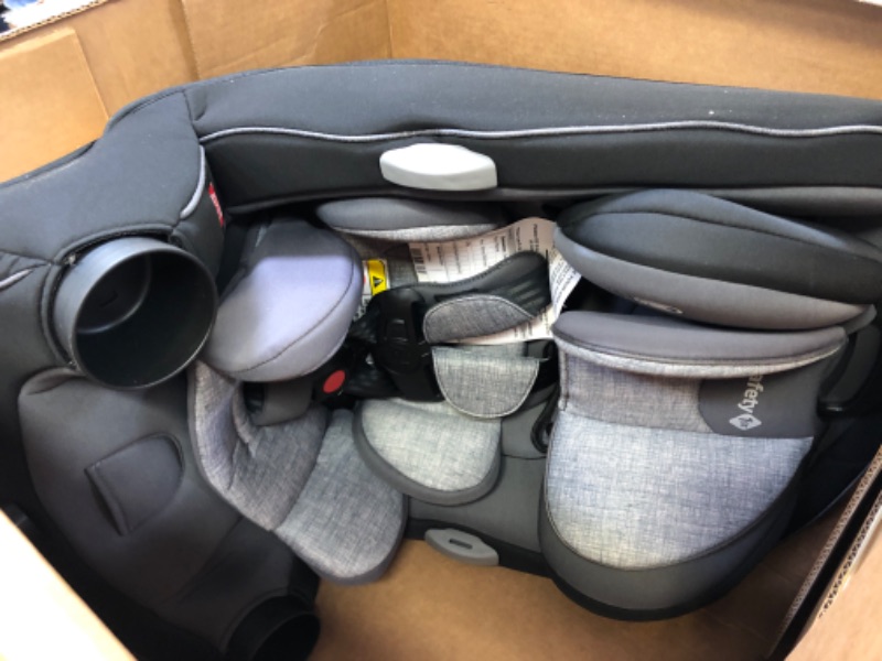 Photo 2 of Safety 1st Grow and Go All-in-One Convertible Car Seat, Rear-facing 5-40 pounds, Forward-facing 22-65 pounds, and Belt-positioning booster 40-100 pounds, Harvest Moon
