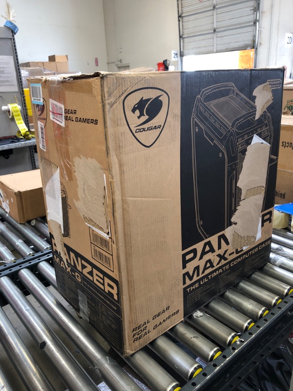 Photo 6 of Cougar Panzer Max-G Full Tower Gaming Case with a Full-Sized Tempered Glass Panel (2019 Version)
