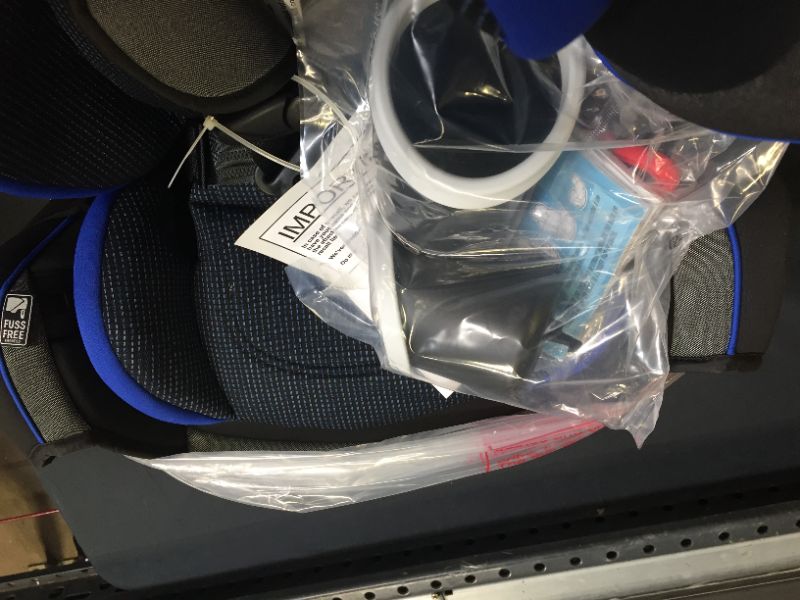 Photo 1 of Graco Baby 4ever DLX 4-in-1 Accs Car Seat Kendrick
