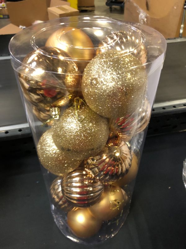 Photo 2 of Christmas Balls Ornaments, Xmas Tree Decorations, Shatterproof Christmas Tree Balls, Xmas Tree Hanging Balls for Holiday Party, 24ct assorted Baubles Colored Christmas Balls (Gold, 3.15" (8 cm), 24ct)
