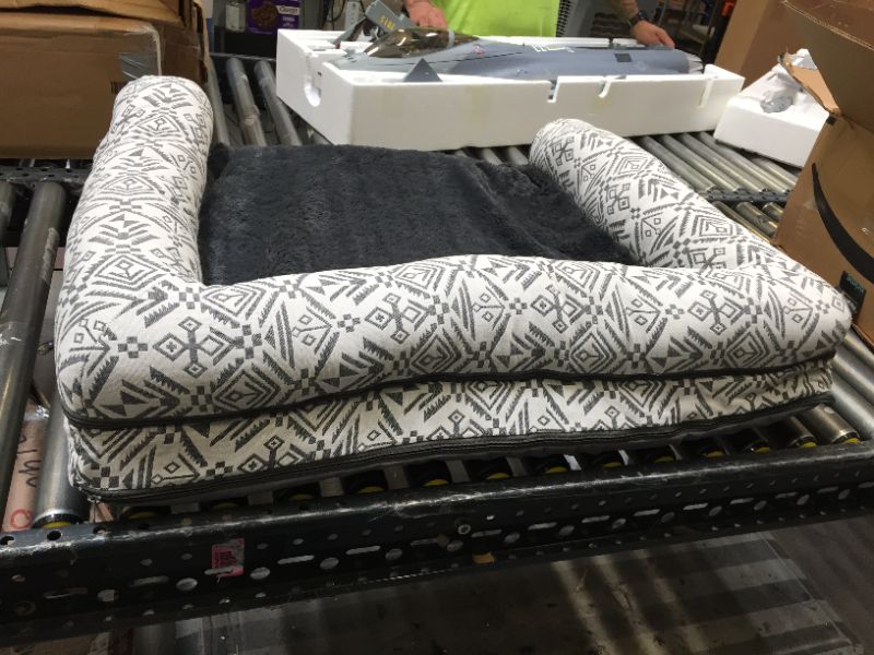 Photo 2 of 25x34 Inch Dog Bed.