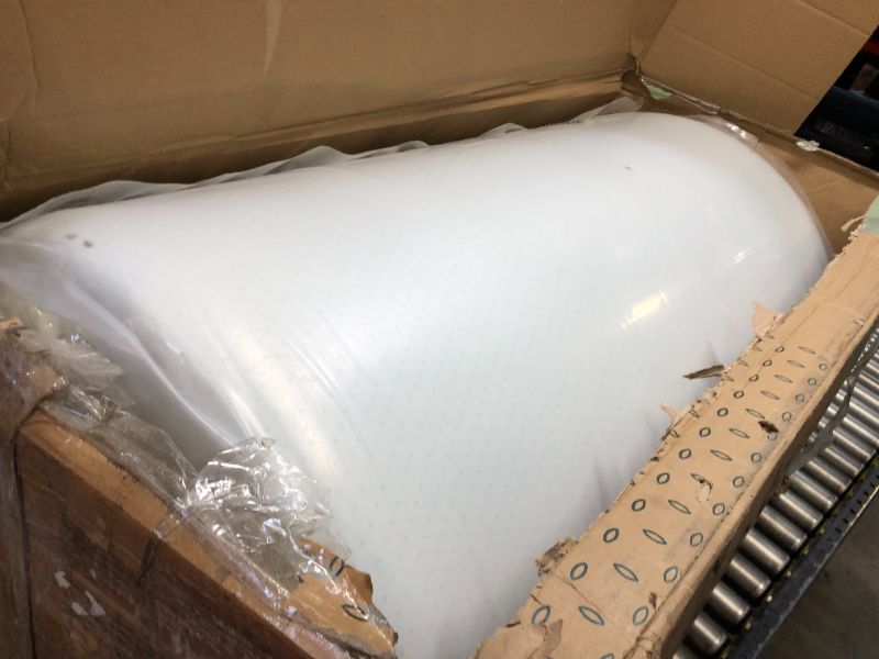Photo 2 of Zinus 12 Inch Green Tea Memory Foam Mattress / CertiPUR-US Certified / Bed-in-a-Box / Pressure Relieving, Queen
