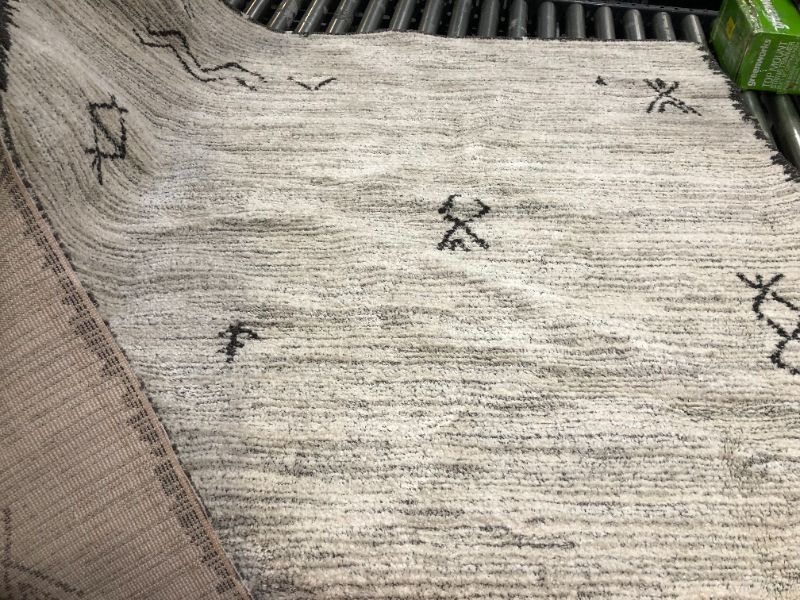 Photo 1 of 60"x80" RECTANGLE RUG