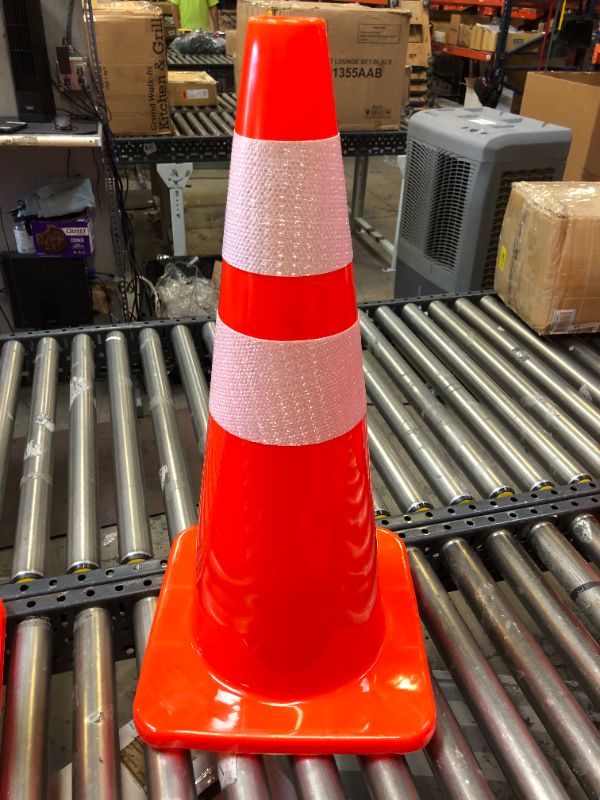 Photo 2 of 28" Traffic Cone Plastic Road Cone PVC Safety Road Parking ConeWeighted Hazard Cones Construction Cones Orange Field Marker Cone Parking Barrier Safety Cone Traffic Cone---NO BOX---DIRTY FROM EXPOSURE---
