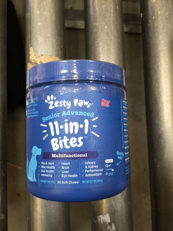 Photo 1 of Zesty Paws Advanced 11-in-1 Bites Beef Flavored Soft Chews Multivitamin Supplement for Senior Dogs, 90 count. Sealed, Best by 11/2023