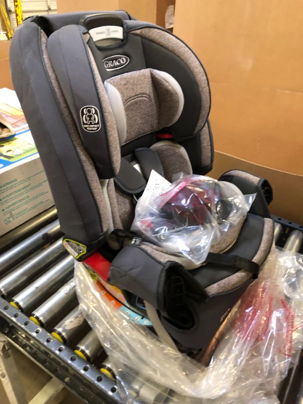 Photo 4 of Graco 4Ever DLX 4 in 1 Car Seat, Infant to Toddler Car Seat, with 10 Years of Use, Bryant , 20x21.5x24 Inch (Pack of 1)
