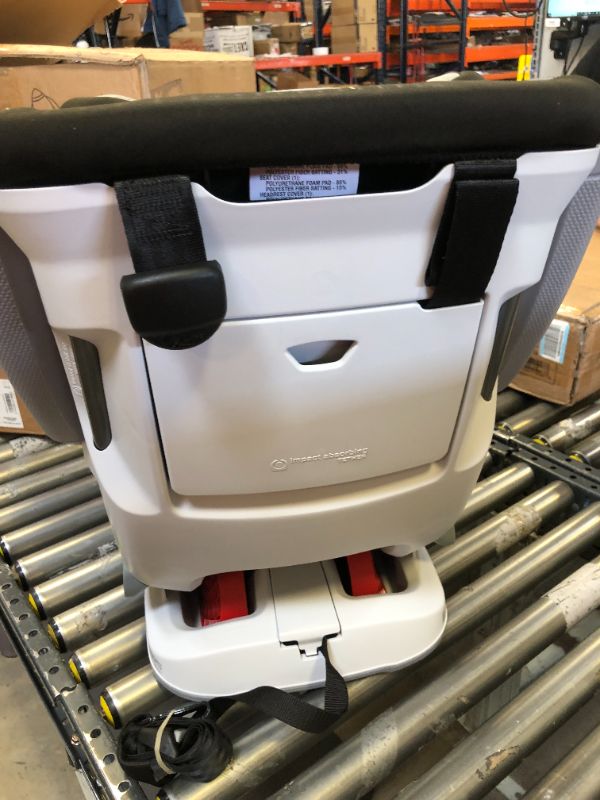 Photo 1 of Britax Advocate ClickTight Convertible Car Seat, Venti
