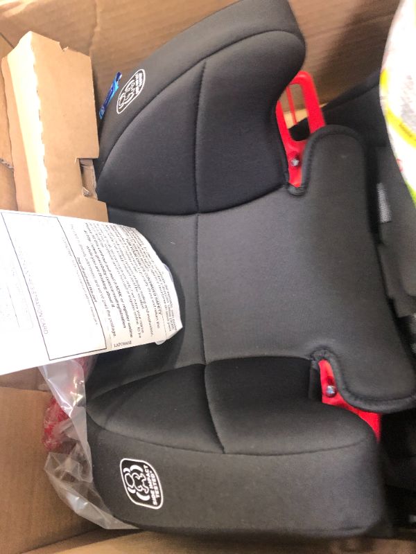 Photo 6 of Graco Tranzitions 3 in 1 Harness Booster Seat, Proof. Box Packaging Damaged, Minor Use