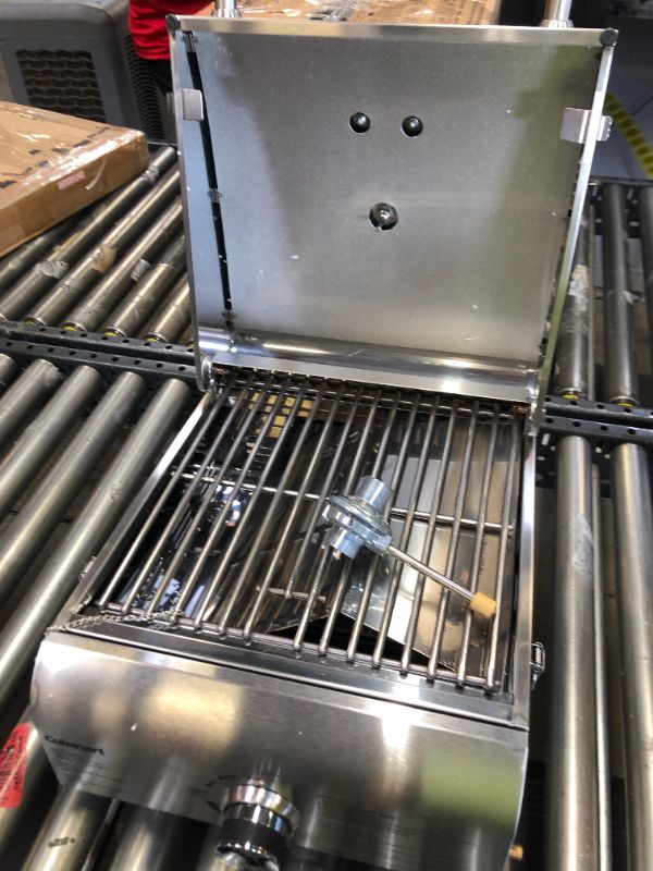 Photo 3 of Cuisinart CGG-608 Portable Grill
