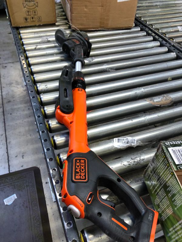 Photo 3 of BLACK+DECKER 20V Max String Trimmer/Edger, 12-Inch (LSTE525)
(DOES NOT INCLUDE SPOOL)
