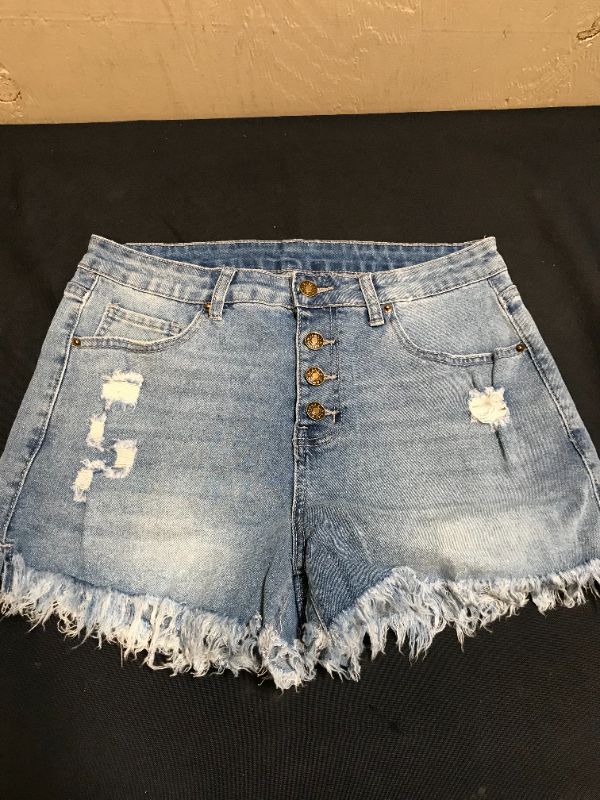 Photo 1 of CASUAL MID RISE JEAN SHORTS FOR WOMEN SIZE MEDIUM 