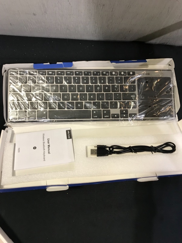 Photo 2 of Wireless Keyboard with Touchpad, Bluetooth and 2.4G Wireless TV Keyboard with Multi-Touch Big Size Trackpad, Multi-Device Keyboard for Smart TV, Laptop, Mac, iPad, PC, Android
