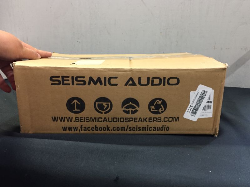 Photo 3 of Seismic Audio SAHB-6x2x30 6 Channel 30-Feet Compact XLR Sub Snake with 2 Stereo Feeds
