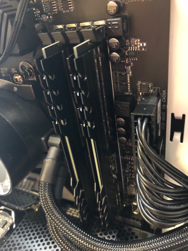 Photo 1 of Skytech Prism II Gaming Computer PC Desktop - **NO CPU**, RTX 3080 Ti 12G GDDR6X, 1TB NVMe Gen4 SSD, 16GB DDR4 3200, RGB Fans, 360mm AIO, AC WiFi, Windows 10 Home 64-bit, White   **NO CPU** WANTS TO BOOT UP BUT CANNOT WITHOUT CPU.. ONE PART WHERE BODY PAN