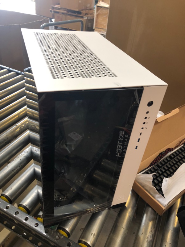 Photo 17 of Skytech Prism II Gaming Computer PC Desktop - **NO CPU**, RTX 3080 Ti 12G GDDR6X, 1TB NVMe Gen4 SSD, 16GB DDR4 3200, RGB Fans, 360mm AIO, AC WiFi, Windows 10 Home 64-bit, White   **NO CPU** WANTS TO BOOT UP BUT CANNOT WITHOUT CPU.. ONE PART WHERE BODY PAN