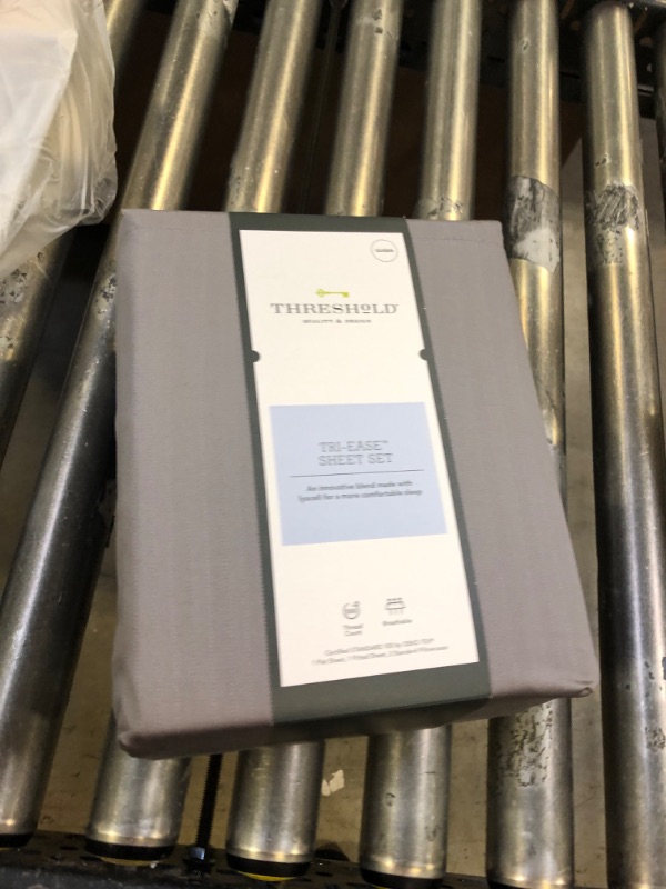 Photo 2 of 500 Thread Count Tri-Ease Sheet Set - Threshold™ GRAY HERRINGBONE QUEEN

