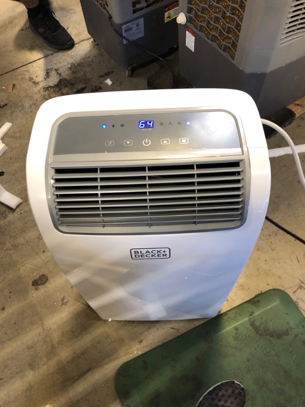 Photo 2 of Black+decker BPACT10WT 10,000 BTU Portable Air Conditioner with Remote - MISSING PARTS 