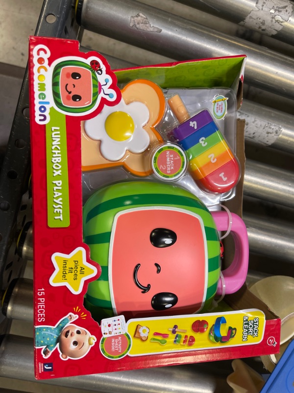 Photo 2 of CoComelon Lunchbox Playset