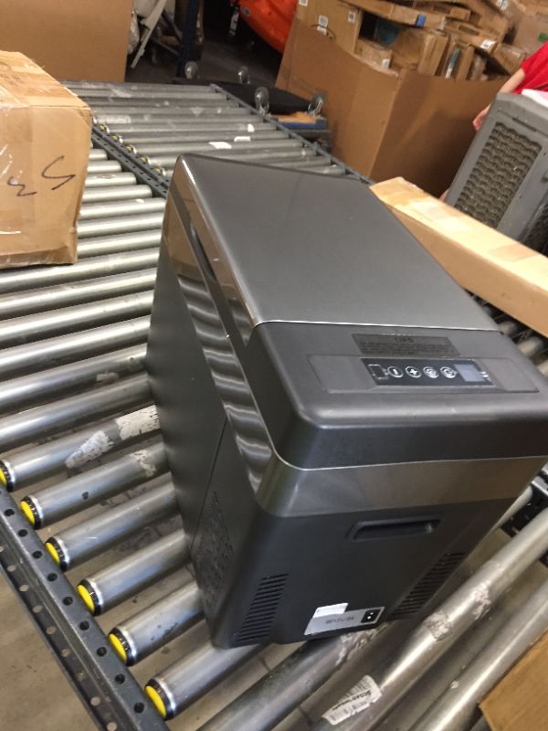 Photo 1 of c29 ice chest rifrigorator ----missing power cord unable to test 