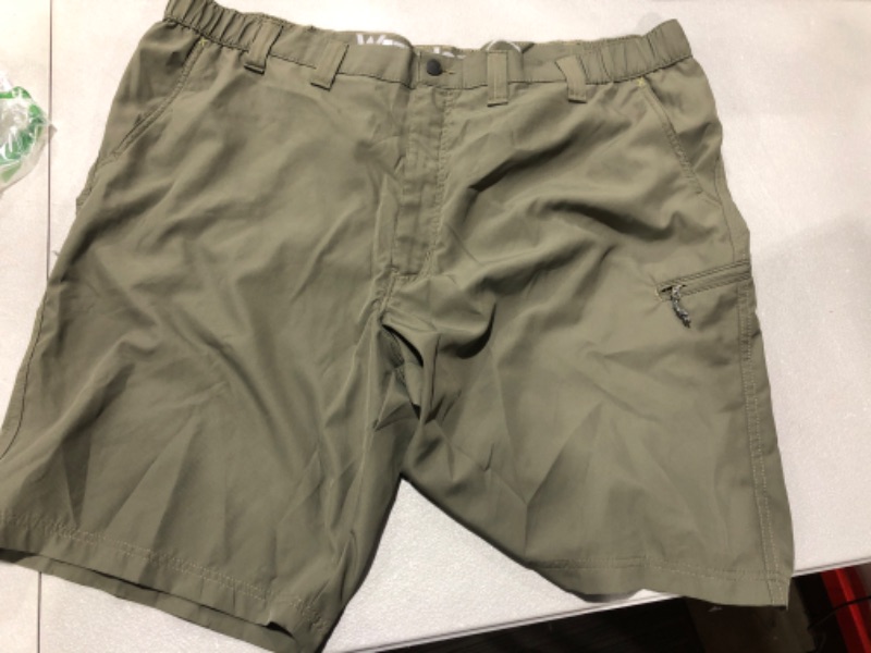 Photo 2 of Wrangler Men's Outdoor Performance Side Elastic Utility Short---SIZE 44
